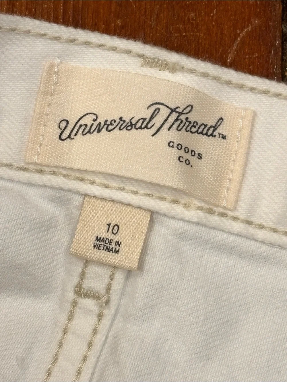 White Denim Mid Rise 90’s Baggy Non Stretch Women’s size 10 100% Cotton